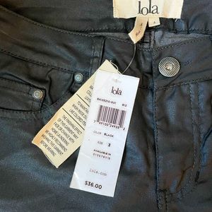 Lola Mid/Reg Rise Black Skinny Jeans